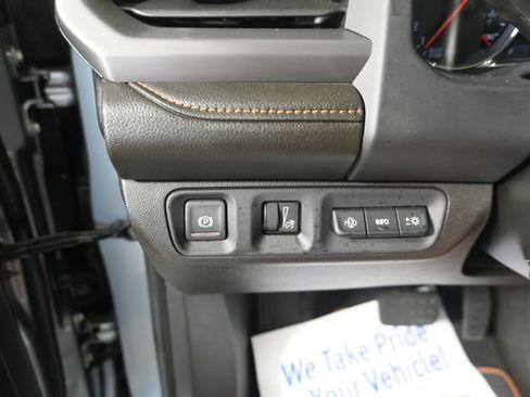 Used 2023 GMC Acadia AT4 w/ Technology Package AWD/4WD image 22