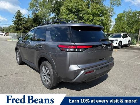 New 2026 Nissan Pathfinder SL w/ Cargo Package AWD/4WD image 6