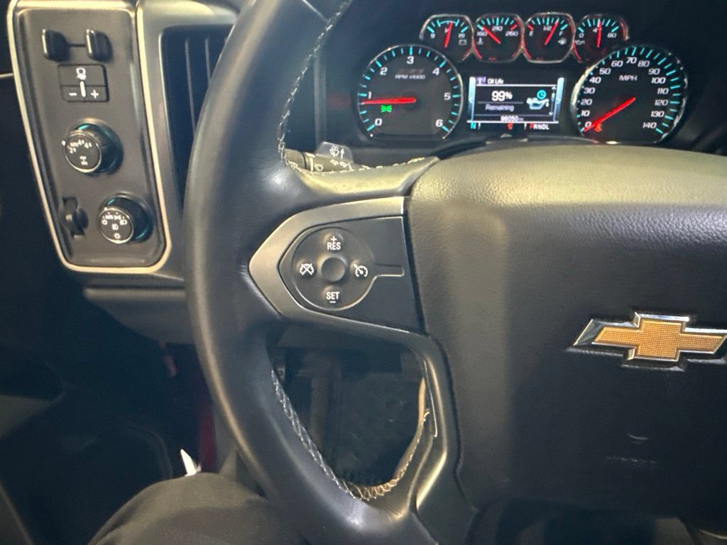 Used 2018 Chevrolet Silverado 1500 LT w/ All Star Edition AWD/4WD image 31