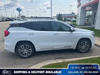 Used 2022 GMC Terrain Denali w/ Denali Premium Package