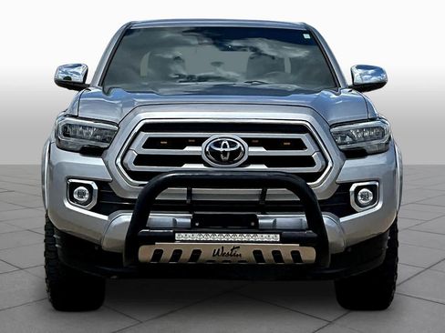 Used 2021 Toyota Tacoma Limited image 4