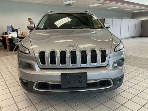 Used 2015 Jeep Cherokee Limited image 2