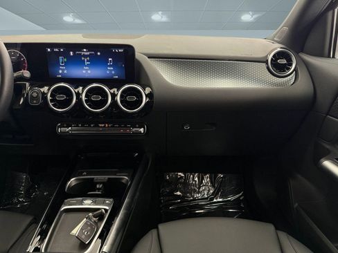 Certified 2025 Mercedes-Benz GLA 250 image 25