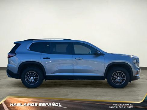 Used 2025 GMC Acadia Elevation image 8