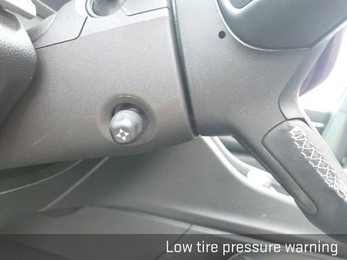 Used 2024 Jeep Grand Cherokee L Limited w/ Luxury Tech Group II image 37