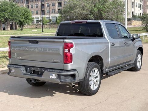 Used 2023 Chevrolet Silverado 1500 Custom image 4