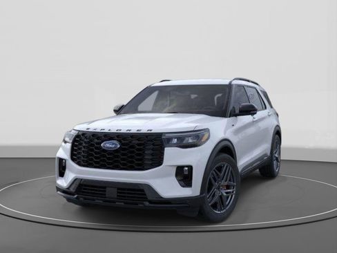 New 2026 Ford Explorer ST-Line w/ ST-Line Street Pack RWD image 2
