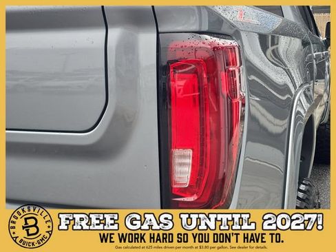 New 2026 GMC Sierra 1500 AT4 w/ Technology Package AWD/4WD image 8