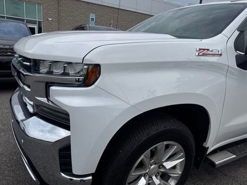 Used 2020 Chevrolet Silverado 1500 LTZ w/ LTZ Premium Package AWD/4WD image 13