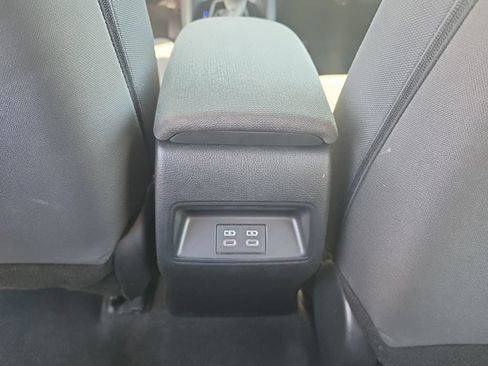 Used 2024 Toyota Corolla LE FWD image 15