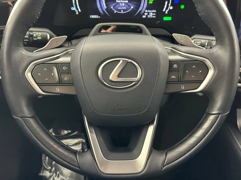 Used 2024 Lexus RX 450h AWD w/ Convenience Package image 31