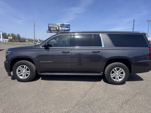 Used 2017 Chevrolet Suburban LT w/ Max Trailering Package AWD/4WD image 6