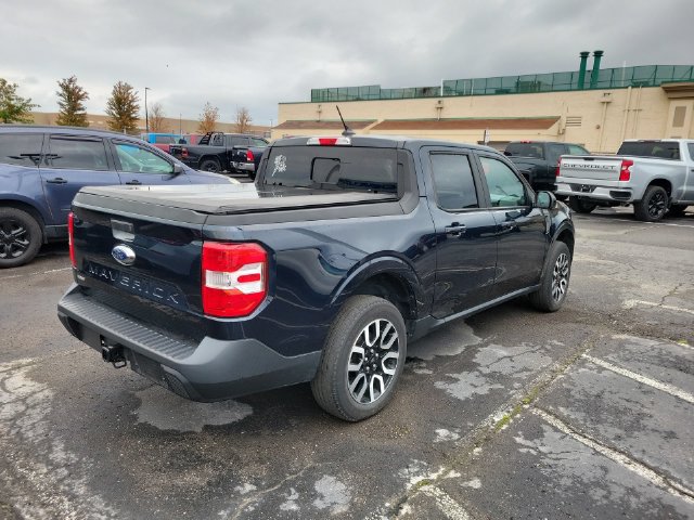 Used 2023 Ford Maverick Lariat w/ Lariat Luxury Package FWD image 3