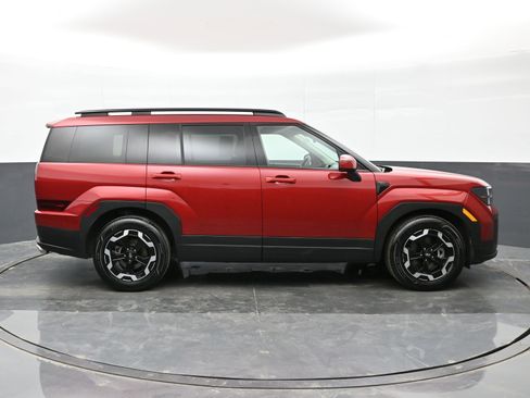 Used 2025 Hyundai Santa Fe SEL w/ Tow & Go Package image 9