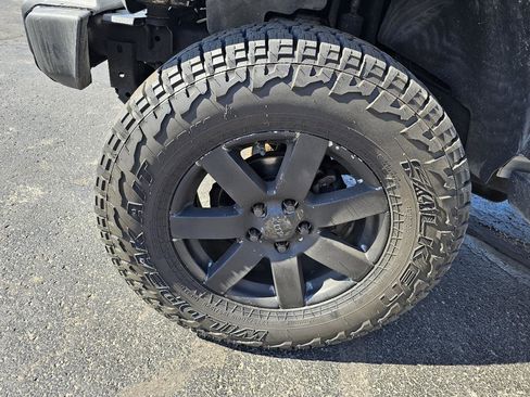 Used 2012 Jeep Wrangler Unlimited Sahara w/ Dual Top Group image 30