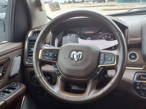 Used 2025 RAM 1500 Limited w/ Off Road Group AWD/4WD image 21