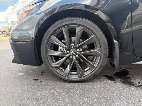 Used 2023 Toyota Corolla SE w/ Carpet Mat Package (TMS) image 11