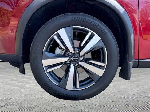 Used 2023 Nissan Rogue SL w/ SL Premium Package image 22