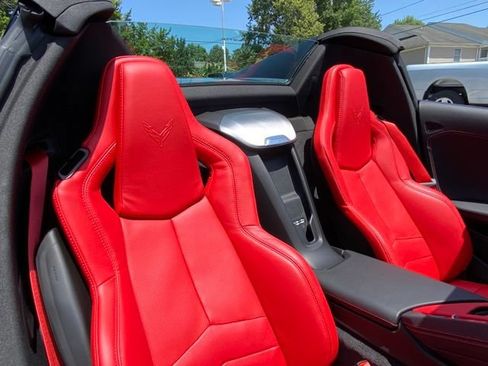 Used 2024 Chevrolet Corvette Stingray Preferred Conv w/ Z51 Performance Package RWD image 19