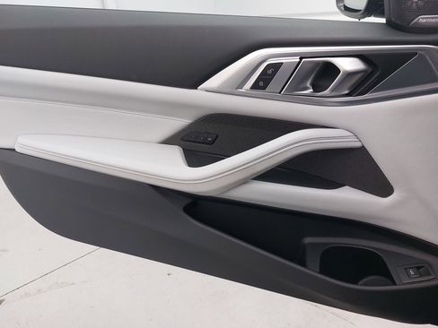 Used 2022 BMW M4 Coupe RWD image 26