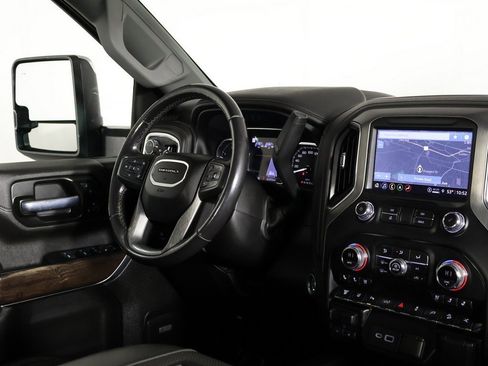 Used 2022 GMC Sierra 2500 Denali w/ Denali Black Diamond Edition image 32