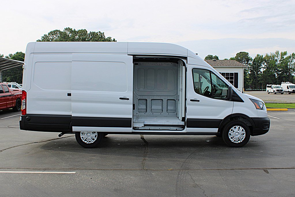 Used 2025 Ford Transit 350 148 High Roof Extended RWD image 8
