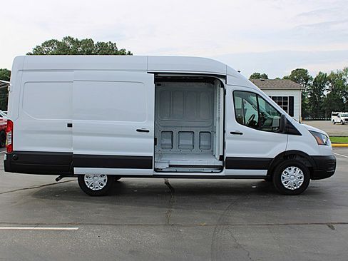 Used 2025 Ford Transit 350 148 High Roof Extended RWD image 8