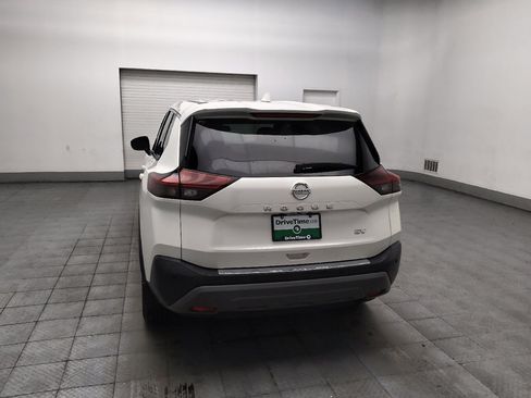 Used 2021 Nissan Rogue SV FWD image 6