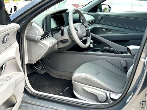 Used 2026 Hyundai Elantra Sport FWD image 13