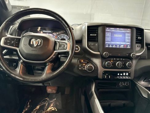 Used 2020 RAM 1500 Big Horn AWD/4WD image 9