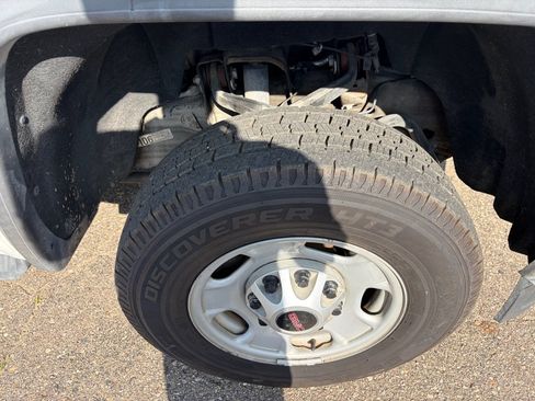 Used 2018 GMC Sierra 2500 4x4 Regular Cab image 15
