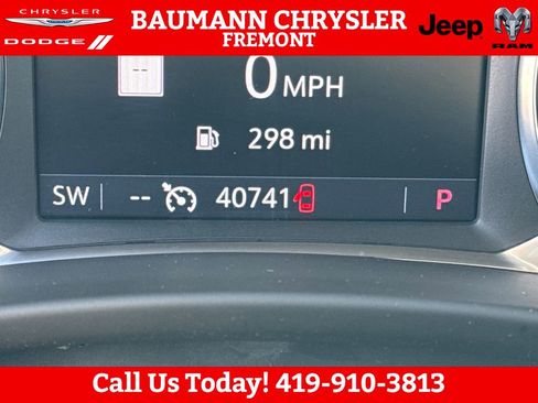 Used 2024 Chevrolet Equinox RS w/ RS Leather Package AWD/4WD image 16