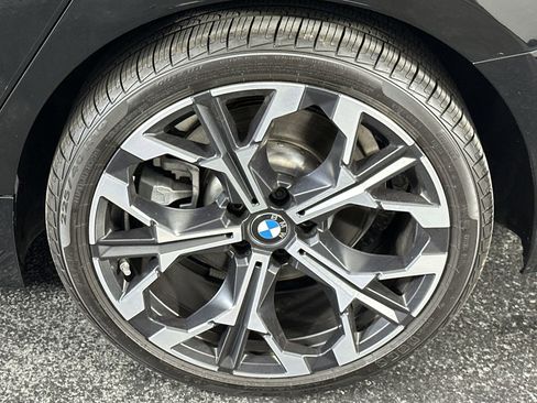 Used 2025 BMW 330i Sedan w/ Premium Package RWD image 10