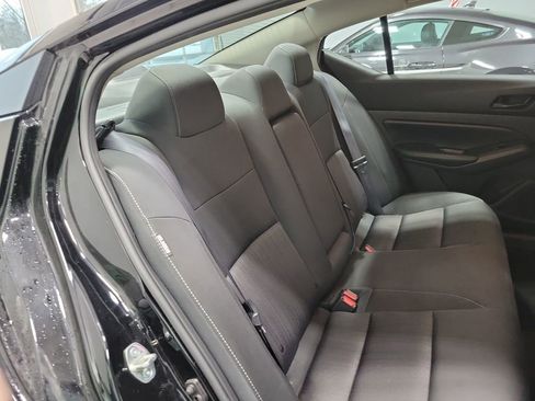 Used 2024 Nissan Altima 2.5 SV image 17