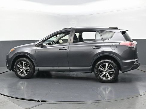 Used 2016 Toyota RAV4 XLE image 8
