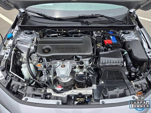 Used 2025 Honda Civic Sport image 16