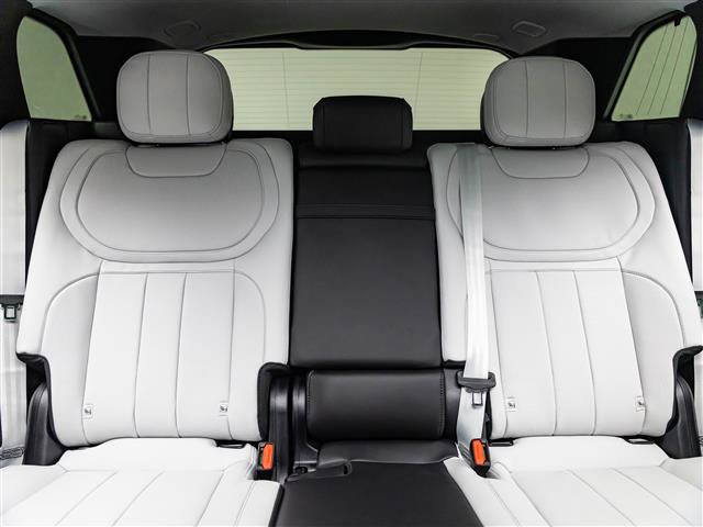New 2027 Land Rover Range Rover Sport Battersea AWD/4WD image 18
