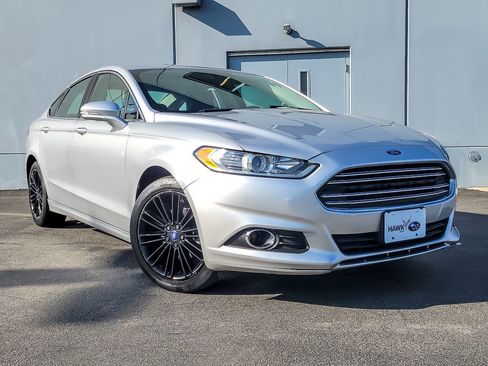 Used 2014 Ford Fusion SE w/ Equipment Group 202A image 1