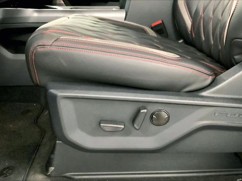 New 2026 Ford F250 Lariat w/ Black Appearance Package image 19