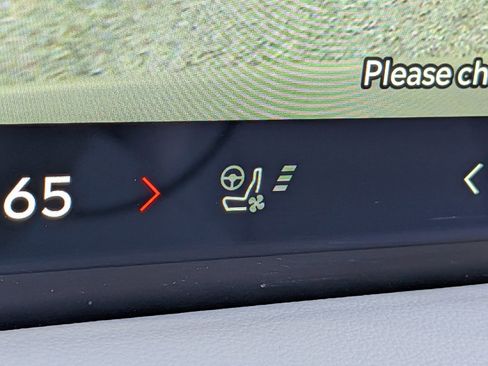 Certified 2025 Lincoln Aviator Reserve image 28