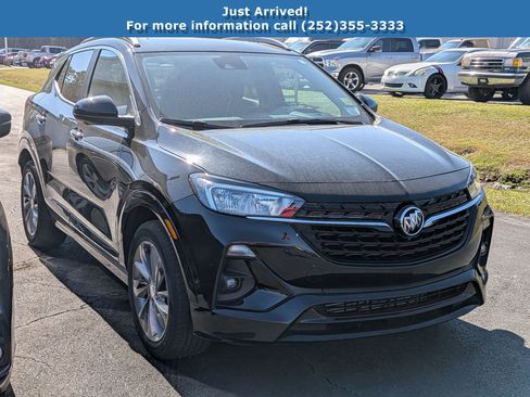 Used 2022 Buick Encore GX Select w/ Advanced Technology Package image 1
