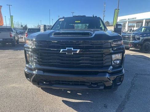 New 2026 Chevrolet Silverado 2500 Custom w/ Custom Value Package image 8