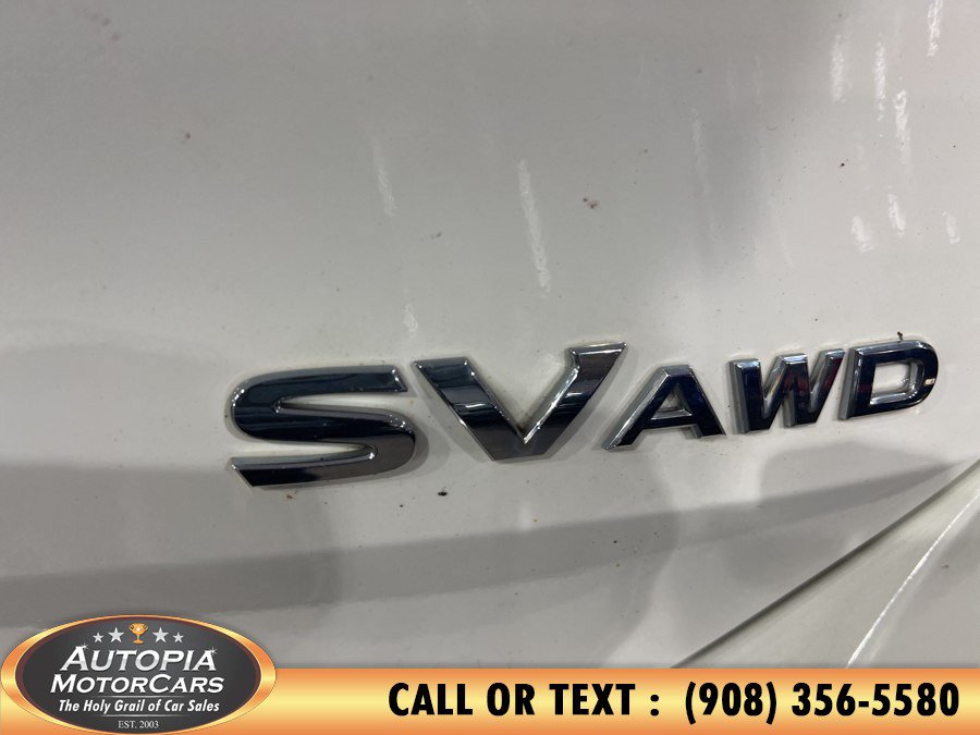 Used 2017 Nissan Rogue SV AWD/4WD image 32