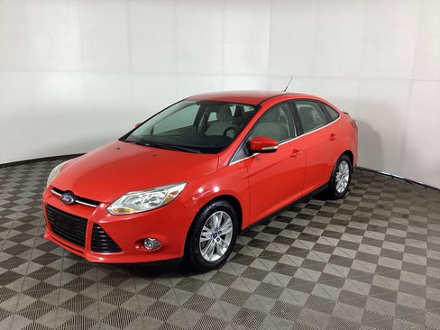 Used 2012 Ford Focus SEL FWD image 5