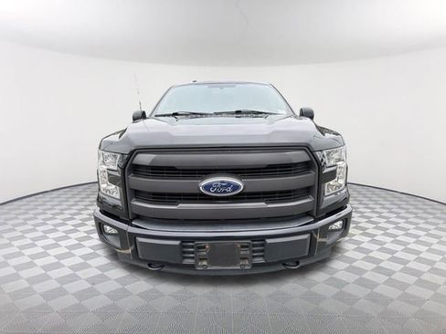 Used 2017 Ford F150 Lariat image 2