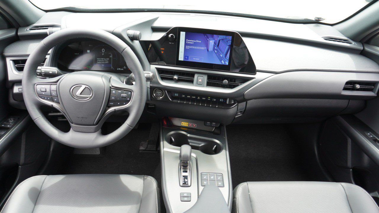 Certified 2026 Lexus UX 300h FWD w/ Accessory Package (2T) image 26