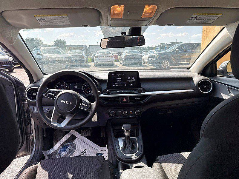 Used 2024 Kia Forte LXS w/ LXS Technology Package FWD image 11