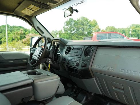 Used 2015 Ford F250 XL AWD/4WD image 14