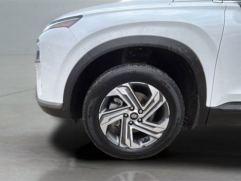 Certified 2023 Hyundai Santa Fe SE image 9