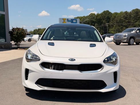 Used 2019 Kia Stinger Premium RWD image 6